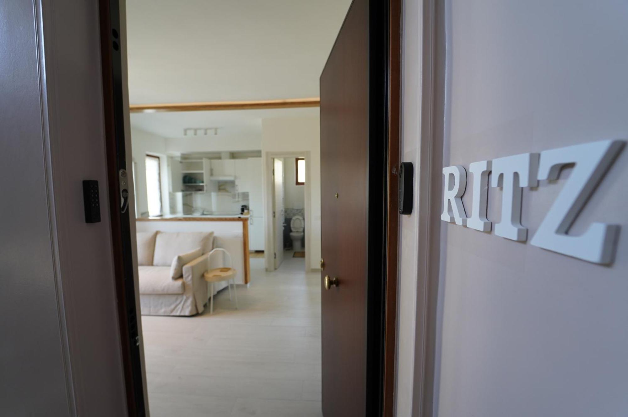 Ferienwohnung Ritz Salerno Exterior foto